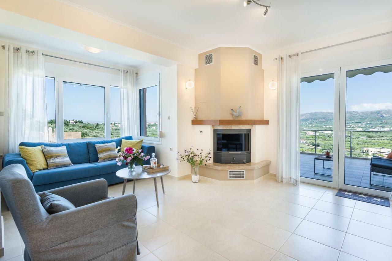 Villa Oasis Galatás 外观 照片